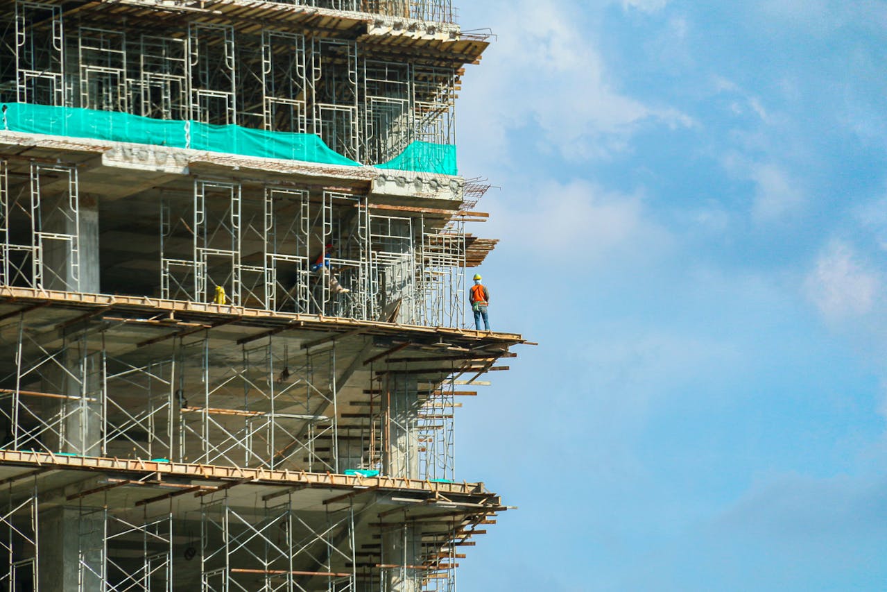 How Expert Witnesses Identify Construction Defects